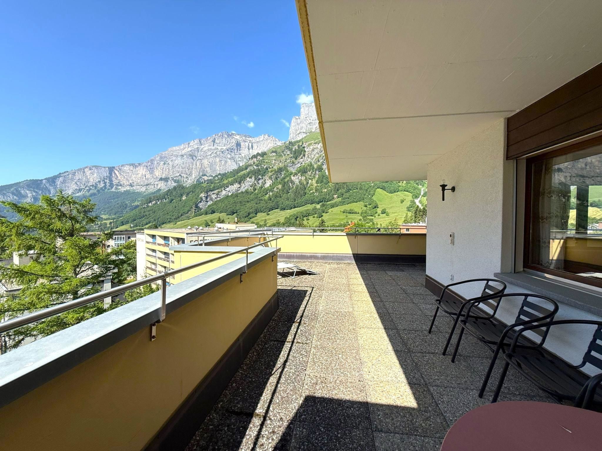 Royal 51 # 4-bed apartment, Bad, WC 4-Bettwohnung, Bad, WC - Draußen
