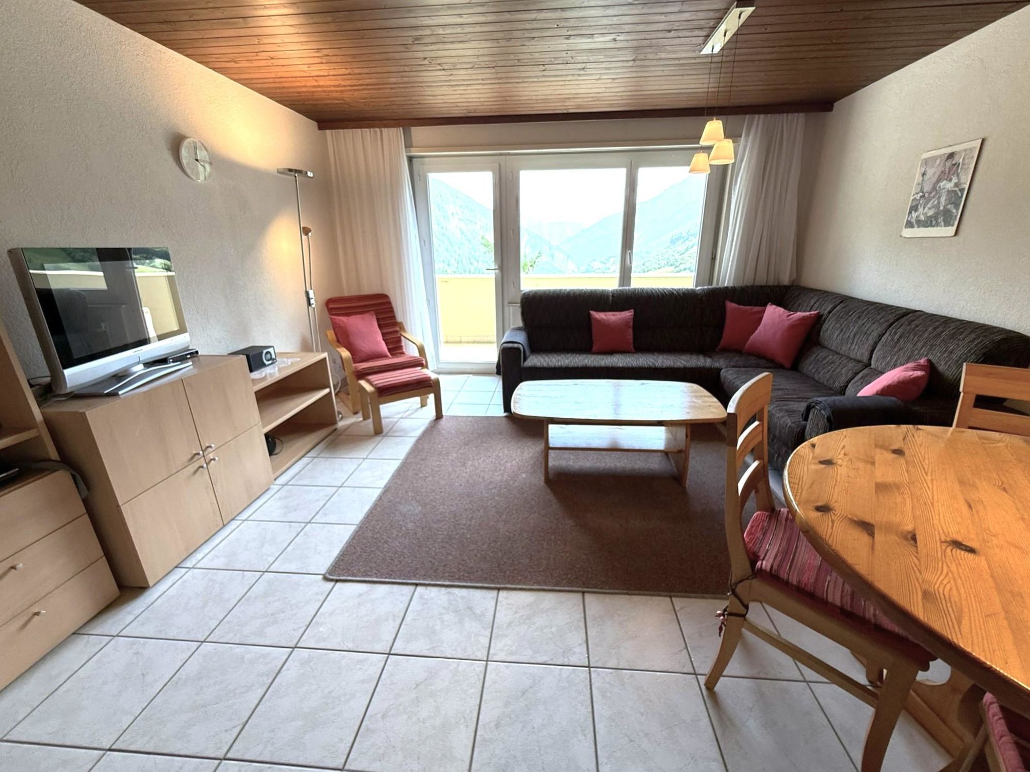 Clabina 32 # 6-bed apartment, Bad, WC 6-Bettwohnung, Bad, WC - Image-tags.info