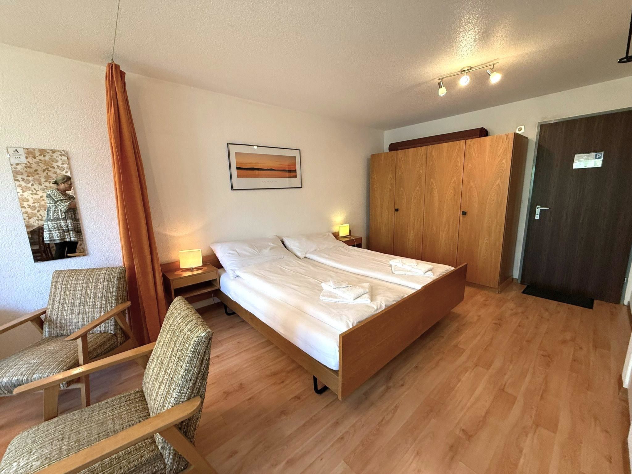 Royal 33 # 2-bed apartment, Dusche, WC 2-Bettwohnung, Dusche, WC - Image-tags.info