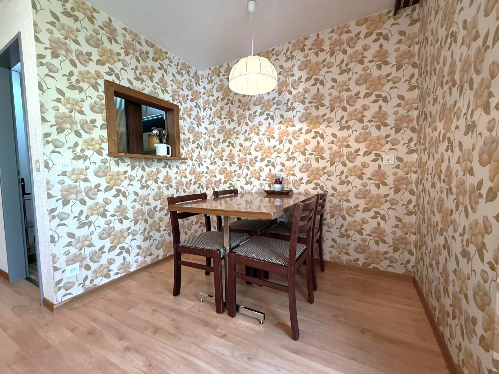 Royal 33 # 2-bed apartment, Dusche, WC 2-Bettwohnung, Dusche, WC - Image-tags.info