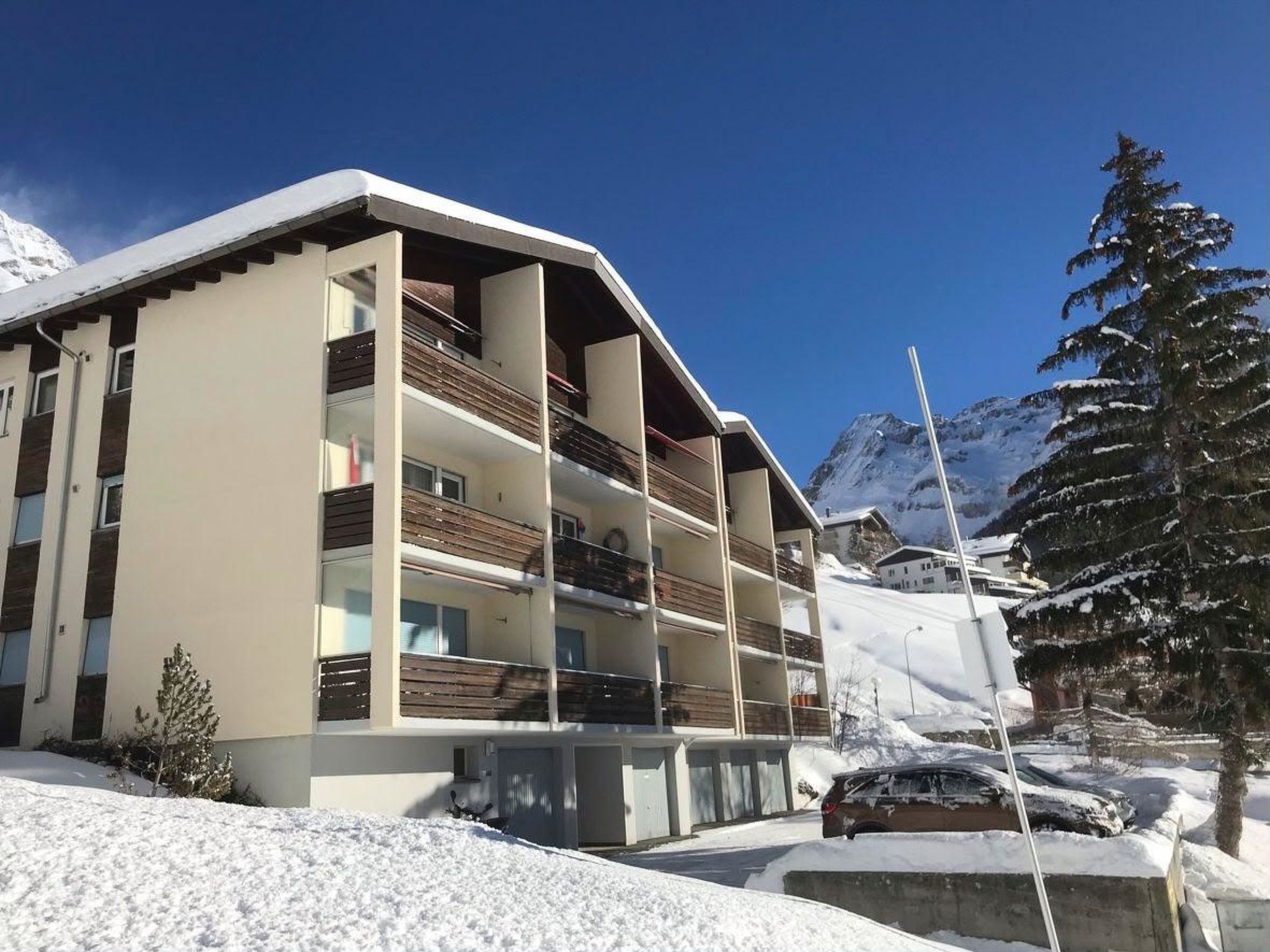 Photo of Residenz Belair Leukerbad # 4-bed apartment, Bad, WC