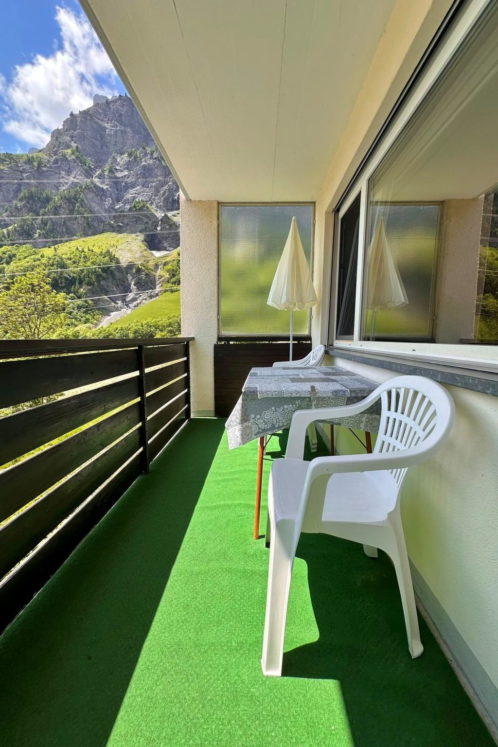 Photo of Residenz Belair Leukerbad # 4-bed apartment, Bad, WC