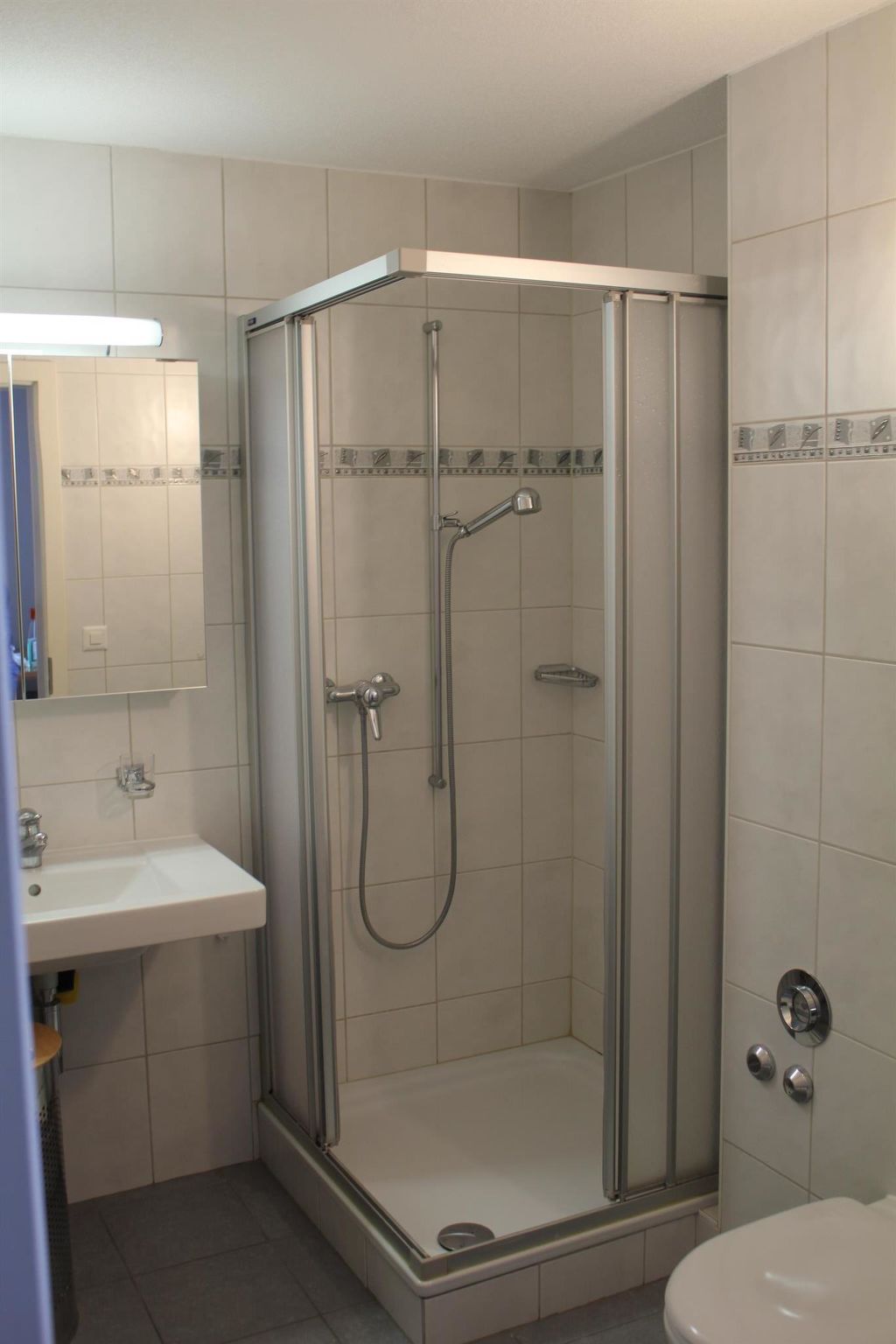 Salute 206 # 4-bed apartment, Dusche, WC 4-Bettwohnung, Dusche, WC - Drinnen