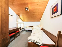 Wellness appartement met bergzicht aan de piste in Leukerbad - thumbnail 4