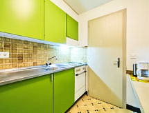 2-persoons appartement in Leukerbad aan de piste met bergzicht - thumbnail 4