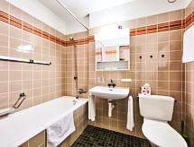 2-persoons appartement in Leukerbad aan de piste met bergzicht - thumbnail 5