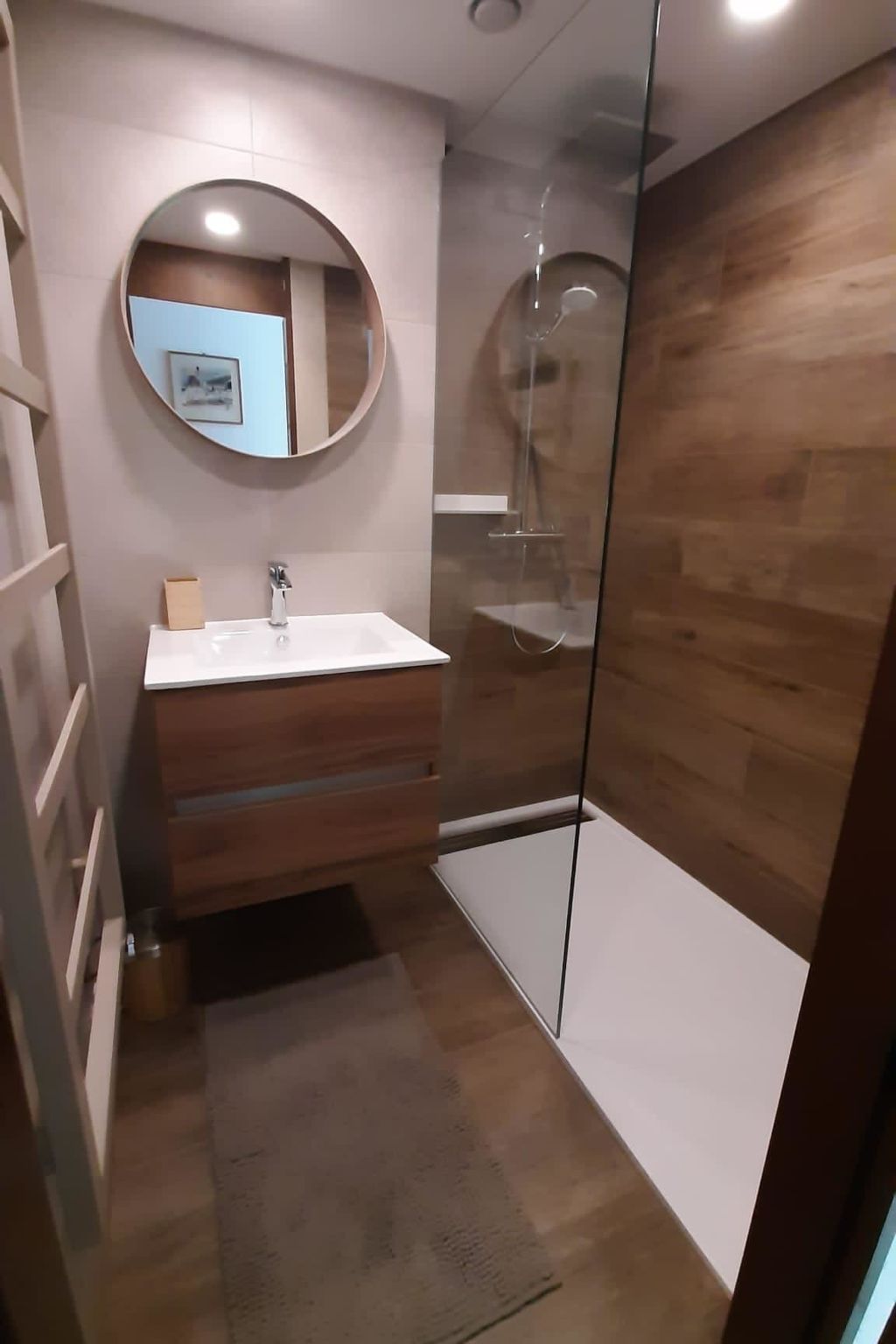 Photo of Lärchenwald 312 # 7-bed apartment, Dusche, WC 7-Bettwohnung, Dusche, WC