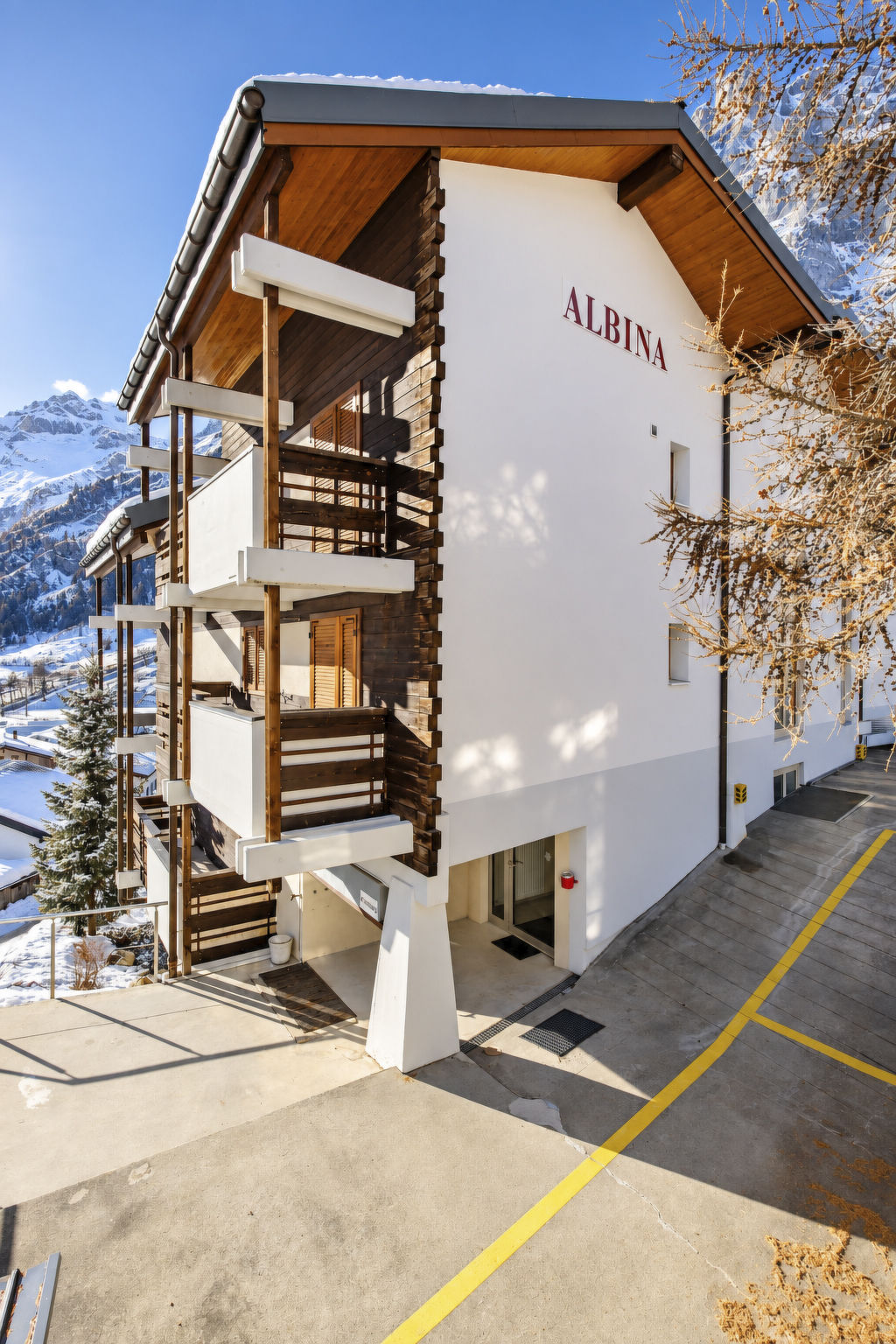 Photo of Residenz Albina Leukerbad # 4-bed apartment, Dusche, WC