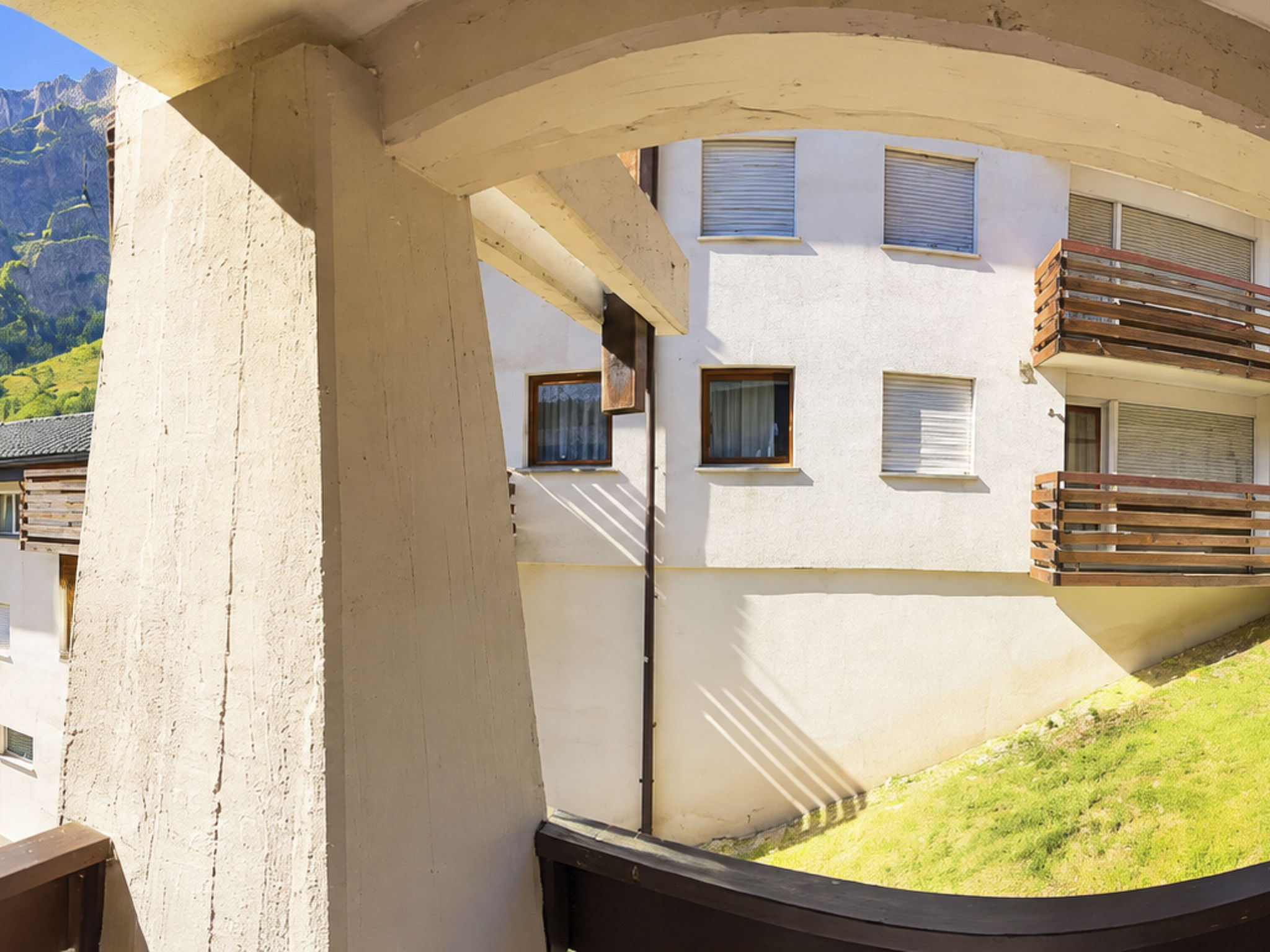 Photo of Residenz Albina Leukerbad # 4-bed apartment, Dusche, WC