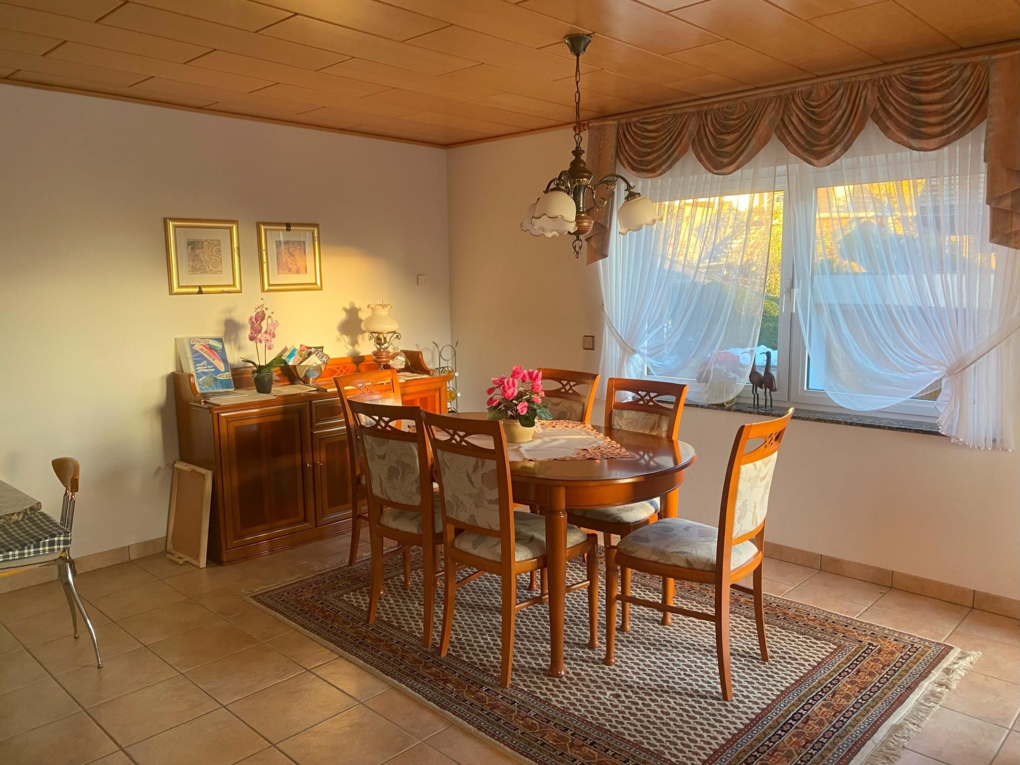 Chalet Kristall # 6-bed apartment, Dusche, WC 6-bed apartment, Dusche, WC - Binnen