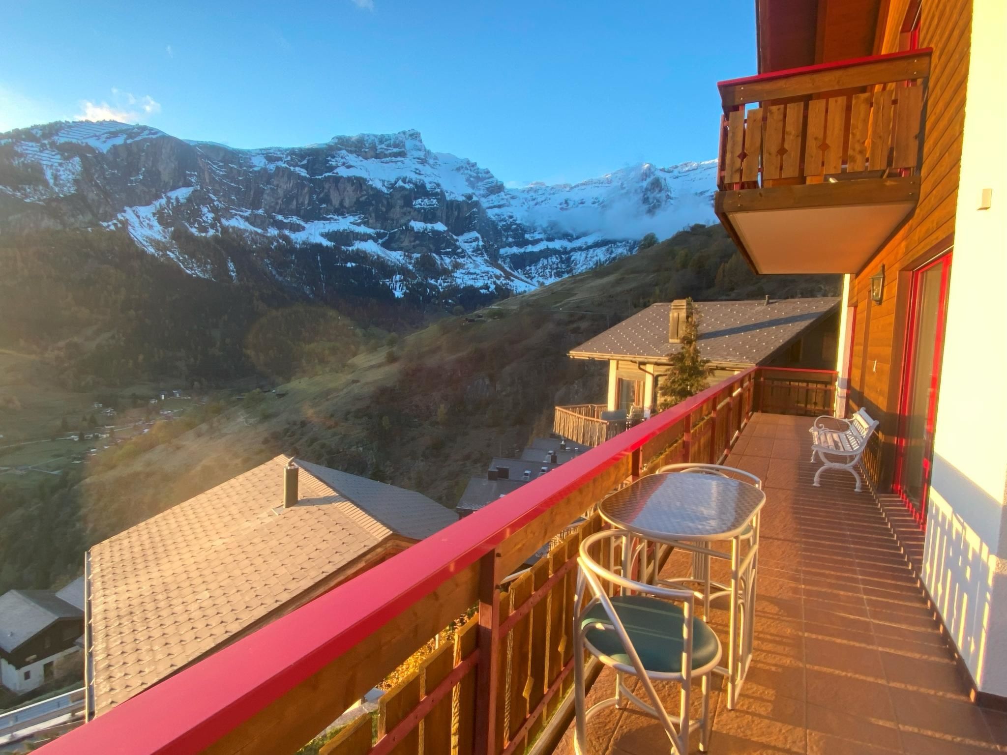 Chalet Kristall # 6-bed apartment, Dusche, WC 6-bed apartment, Dusche, WC - Buiten