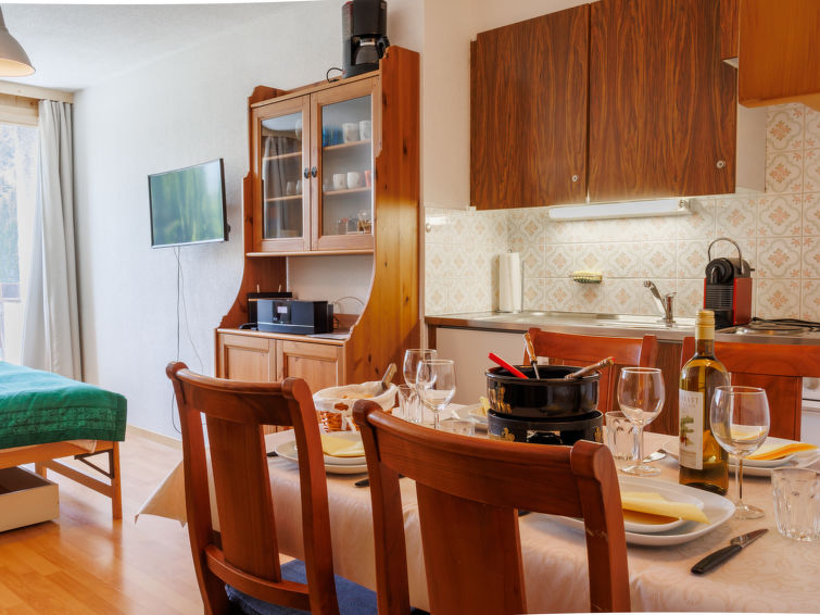 2-persoons appartement in Zinal direct aan de piste met sauna in Zinal