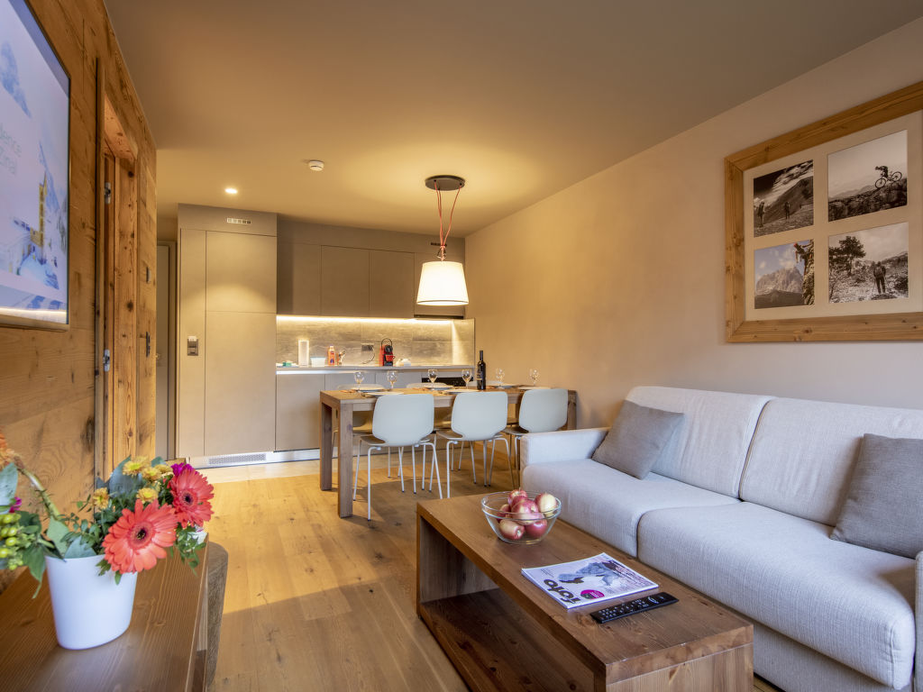 SWISSPEAK Resorts Zinal — 2