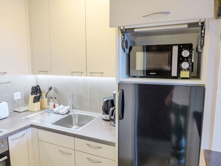 Photo of Jeanne D'Arc Apt. H2-49