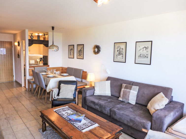 Photo of Jeanne D'Arc Apt. H2-49
