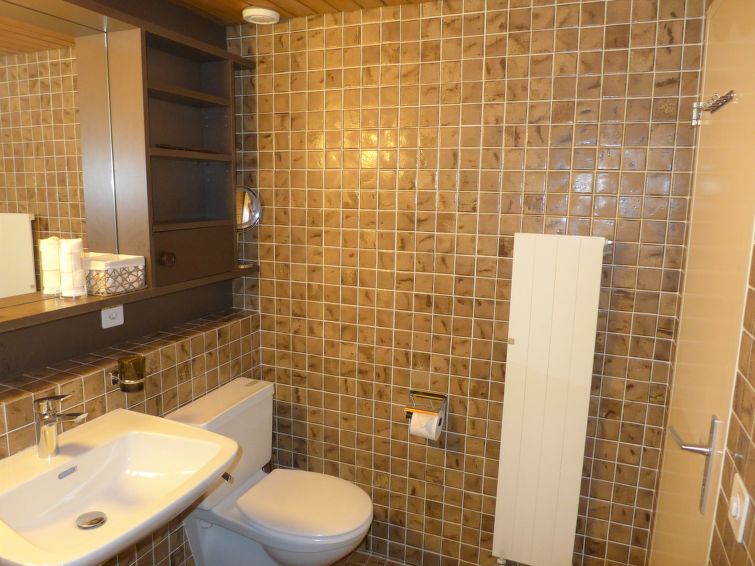 Photo of Jeanne D'Arc Apt. H2-49
