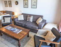 Apartment Jeanne D'Arc Apt. H2-49