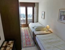 Apartment Jeanne D'Arc Apt. H2-49