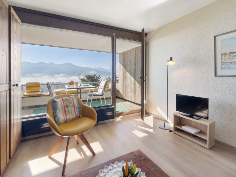 Appartement aan het meer in Crans-Montana met zwembad en sauna in Crans-Montana