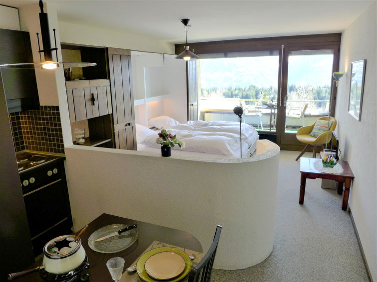 Photo of Jeanne D'Arc Apt. A-8