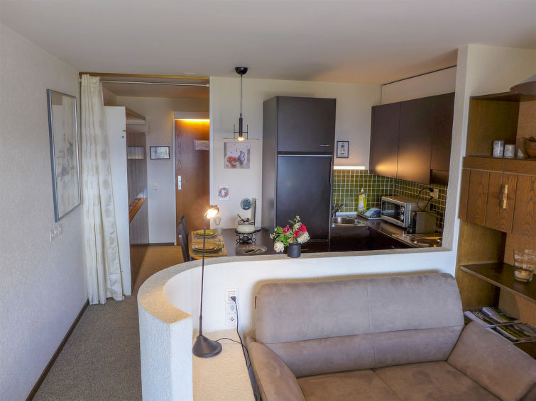 Photo of Jeanne D'Arc Apt. A-8