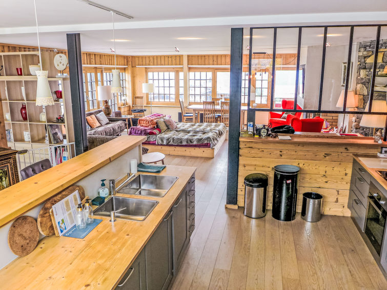 Photo of Jeanne D'Arc LOFT COMBI