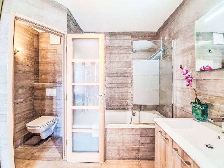 Photo of Jeanne D'Arc LOFT COMBI