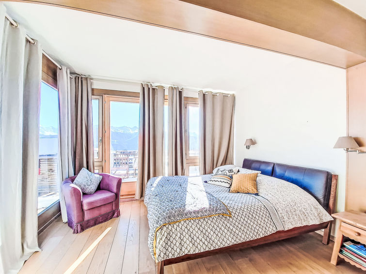 Photo of Jeanne D'Arc LOFT COMBI