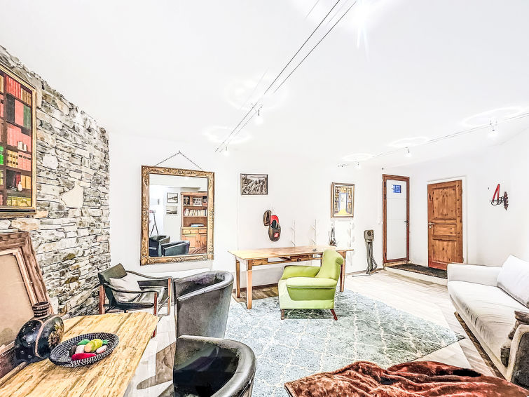 Photo of Jeanne D'Arc LOFT COMBI