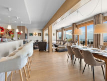 Jeanne D'Arc LOFT COMBI