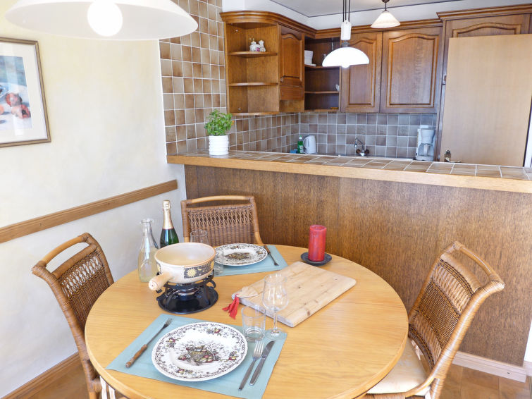Photo of Jeanne D'Arc Apt. H-58