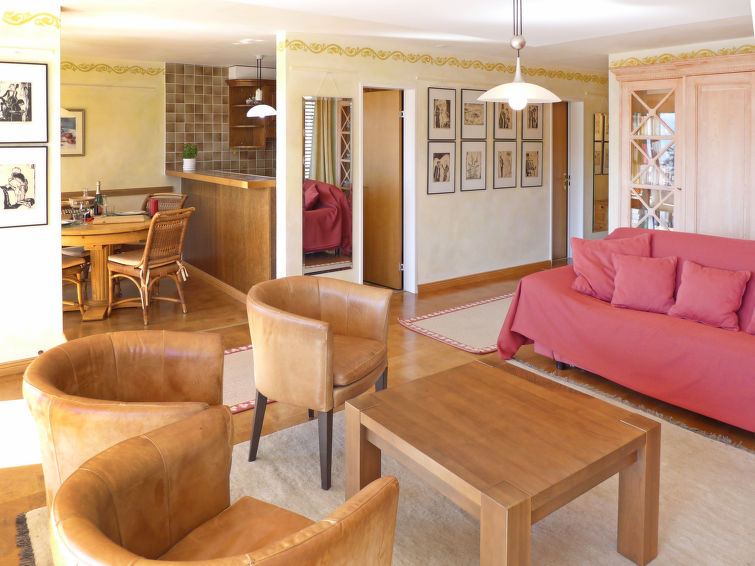 Photo of Jeanne D'Arc Apt. H-58