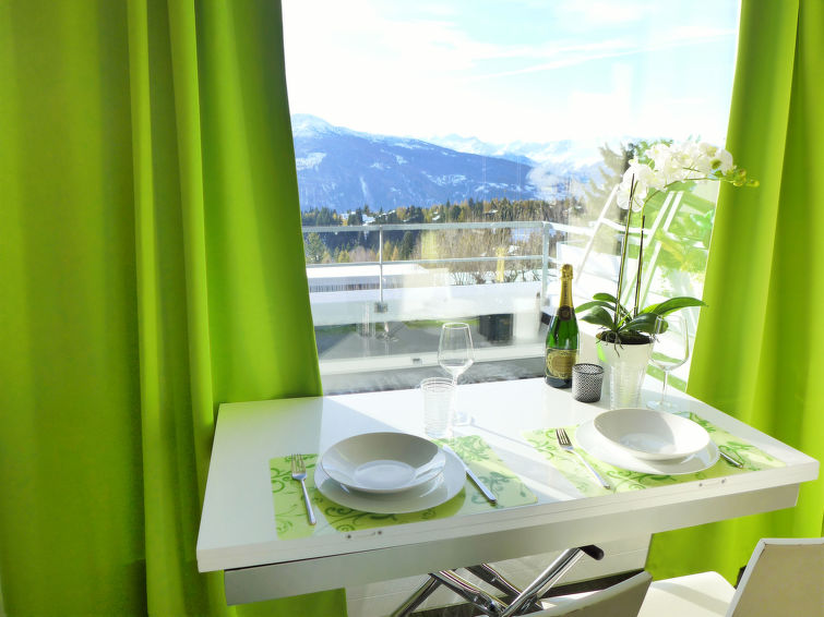 Jeanne d'Arc Apartment in Crans Montana