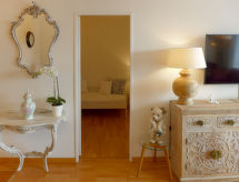 Appartement Jeanne D'Arc Apt. D-33