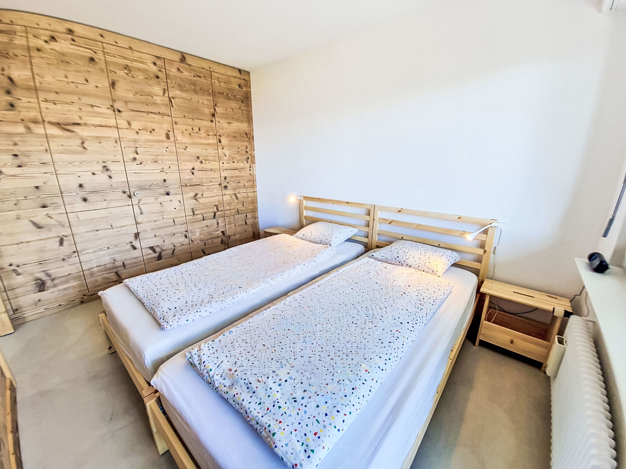 Photo of La Roseraie B 24