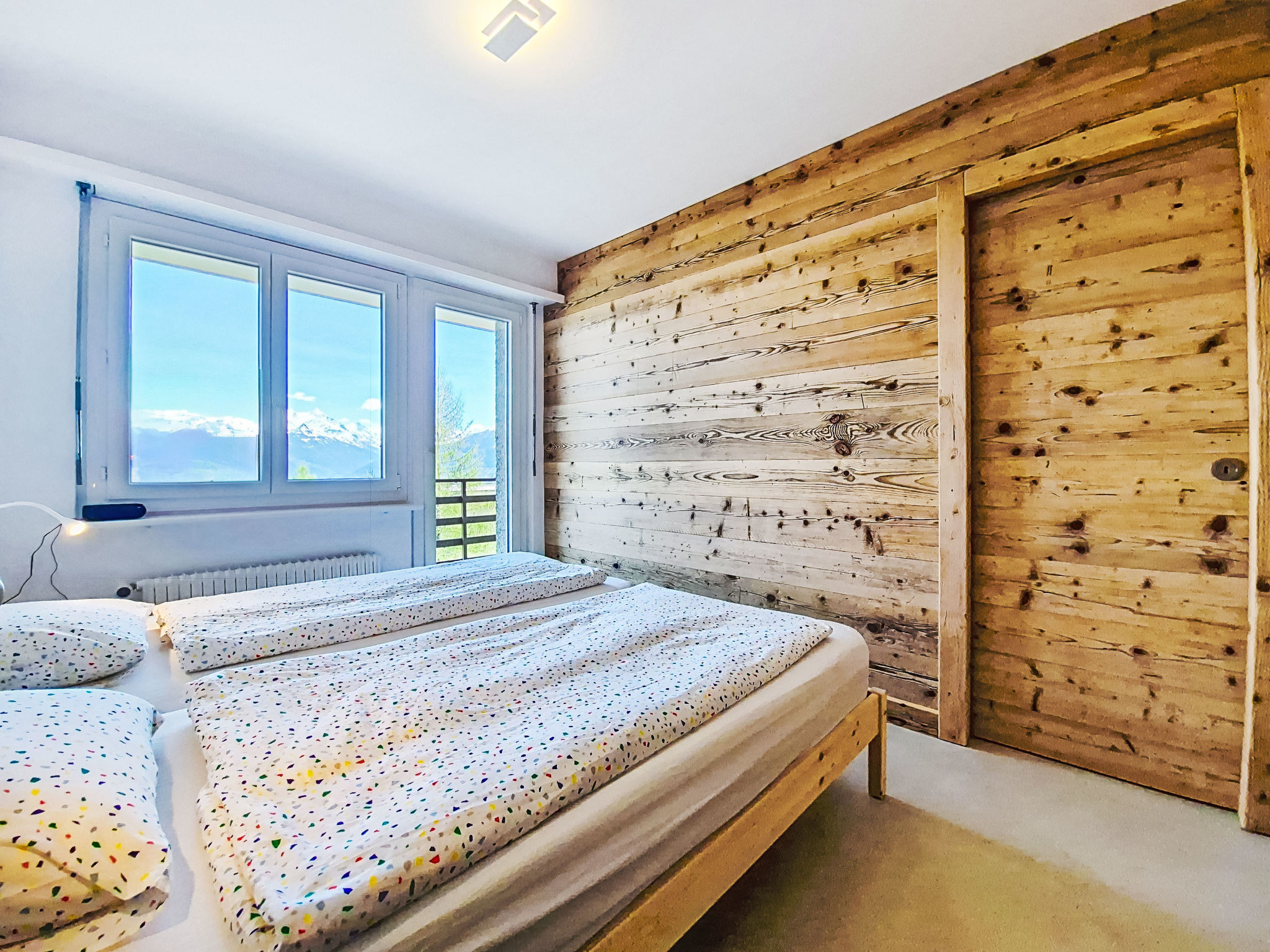 Photo of La Roseraie B 24