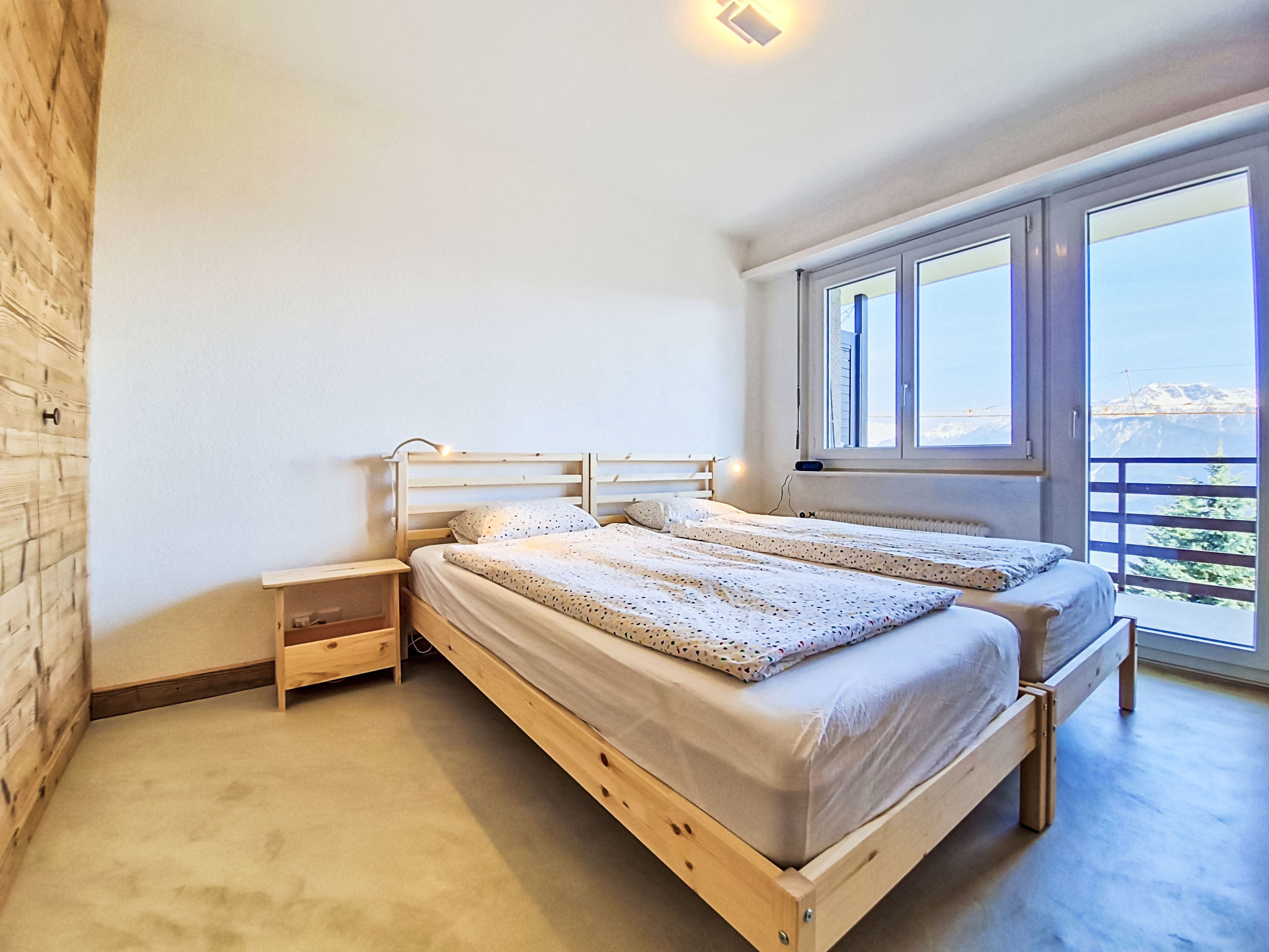 Photo of La Roseraie B 24