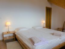 Centraal appartement in Montana, 300m van skilift & 450m van meer - thumbnail 3