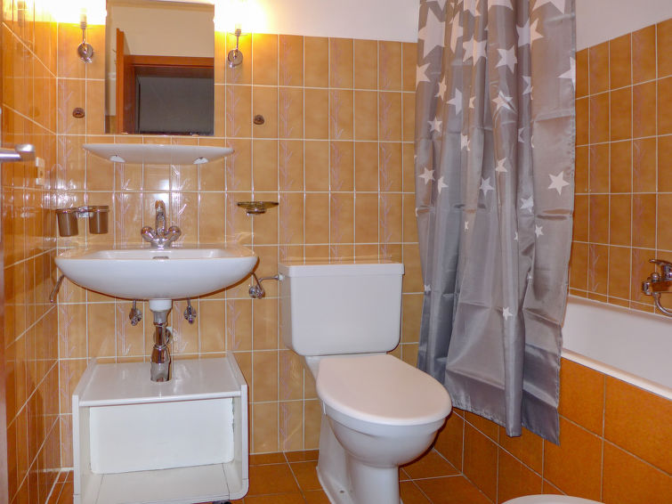 Photo of Yuca B Apt. 28