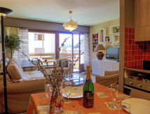 Appartement Immeuble Rond-Point Apt. 11