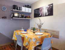 Appartement Immeuble Rond-Point Apt. 11
