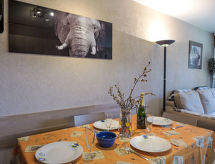 Appartement Immeuble Rond-Point Apt. 11