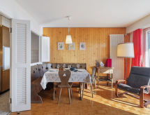 Zonnig appartement bij skipiste, golfbaan en meer in Crans-Montana - thumbnail 1