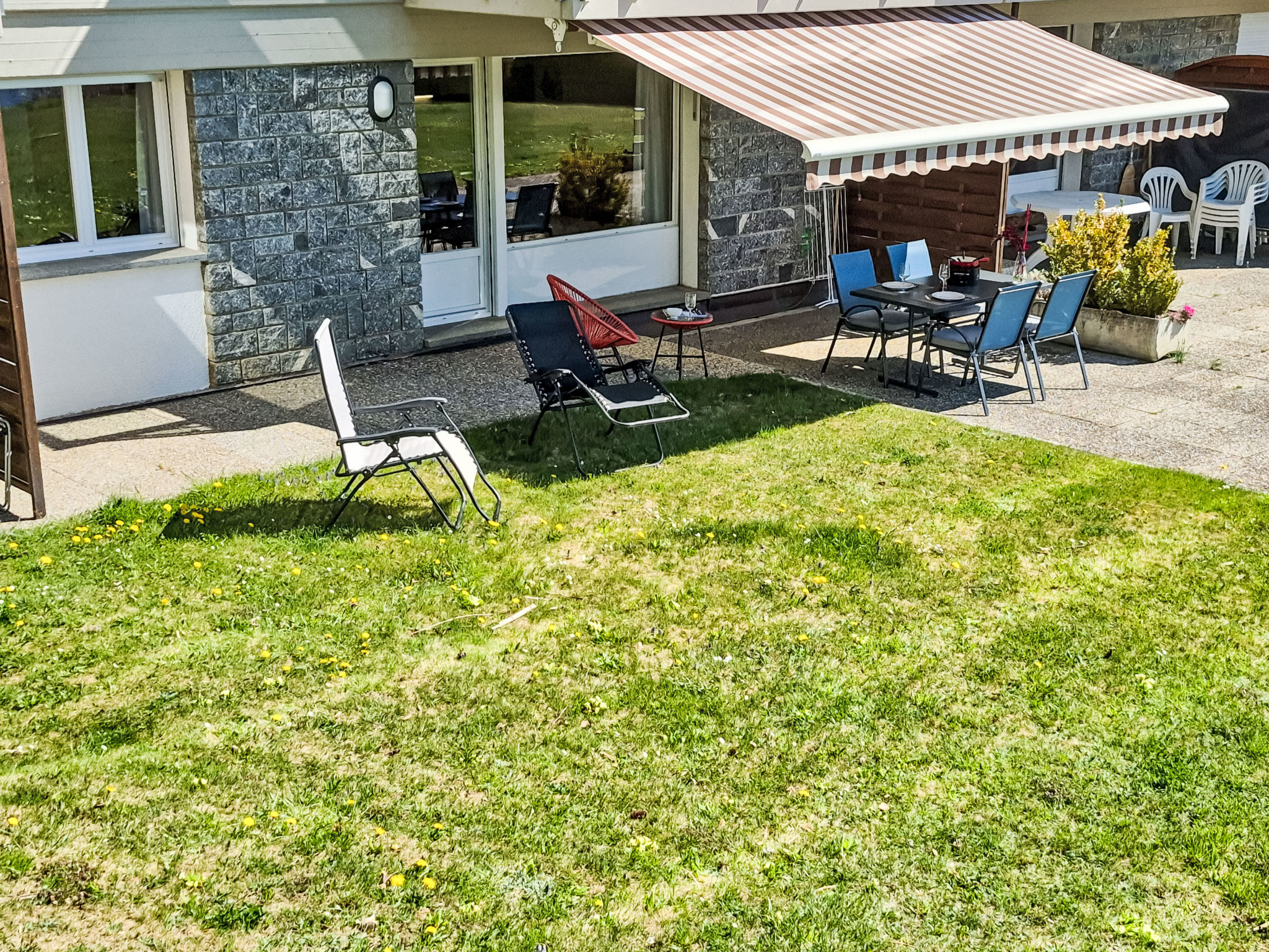 Clair-Azur B 35 - Outside