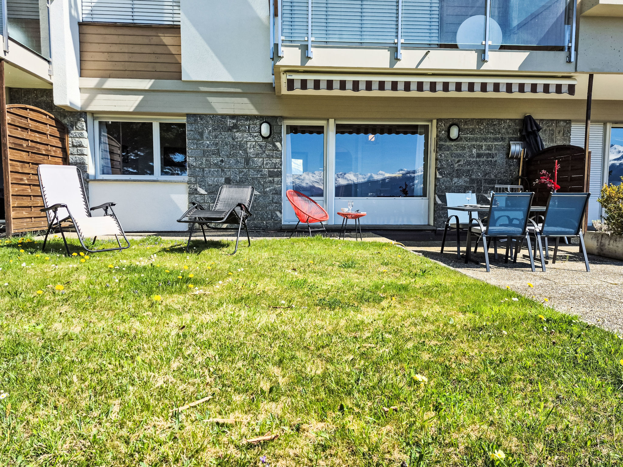 Clair-Azur B 35 - Outside