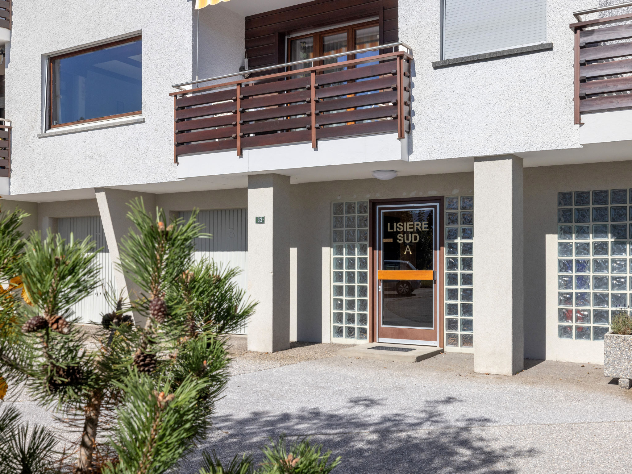 Lisière-Sud A 17-Buiten