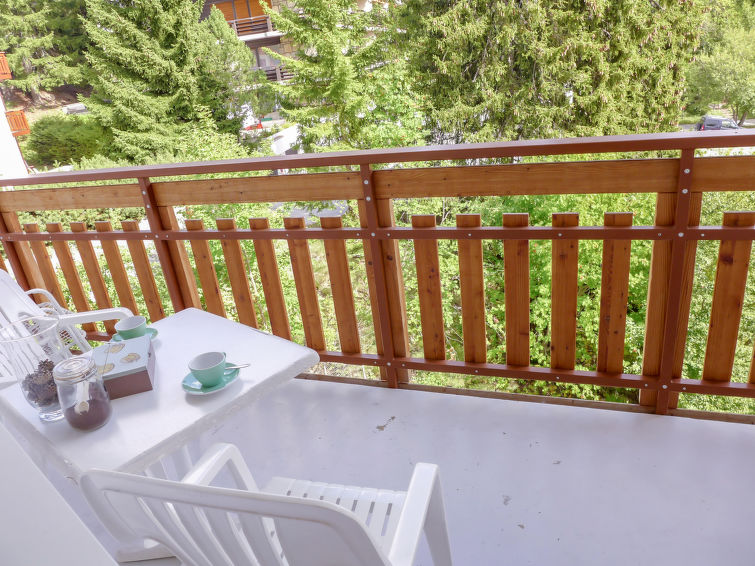 Barzettes-Vacances B Apartment in Crans Montana