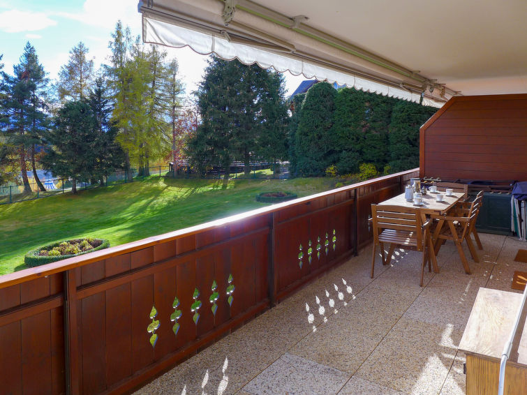 Photo of Les Pierres C 6