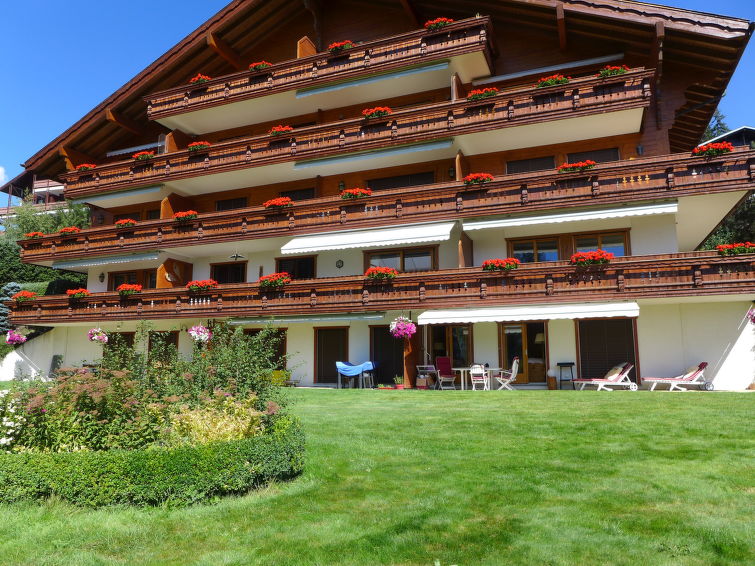 Photo of Les Pierres C 6