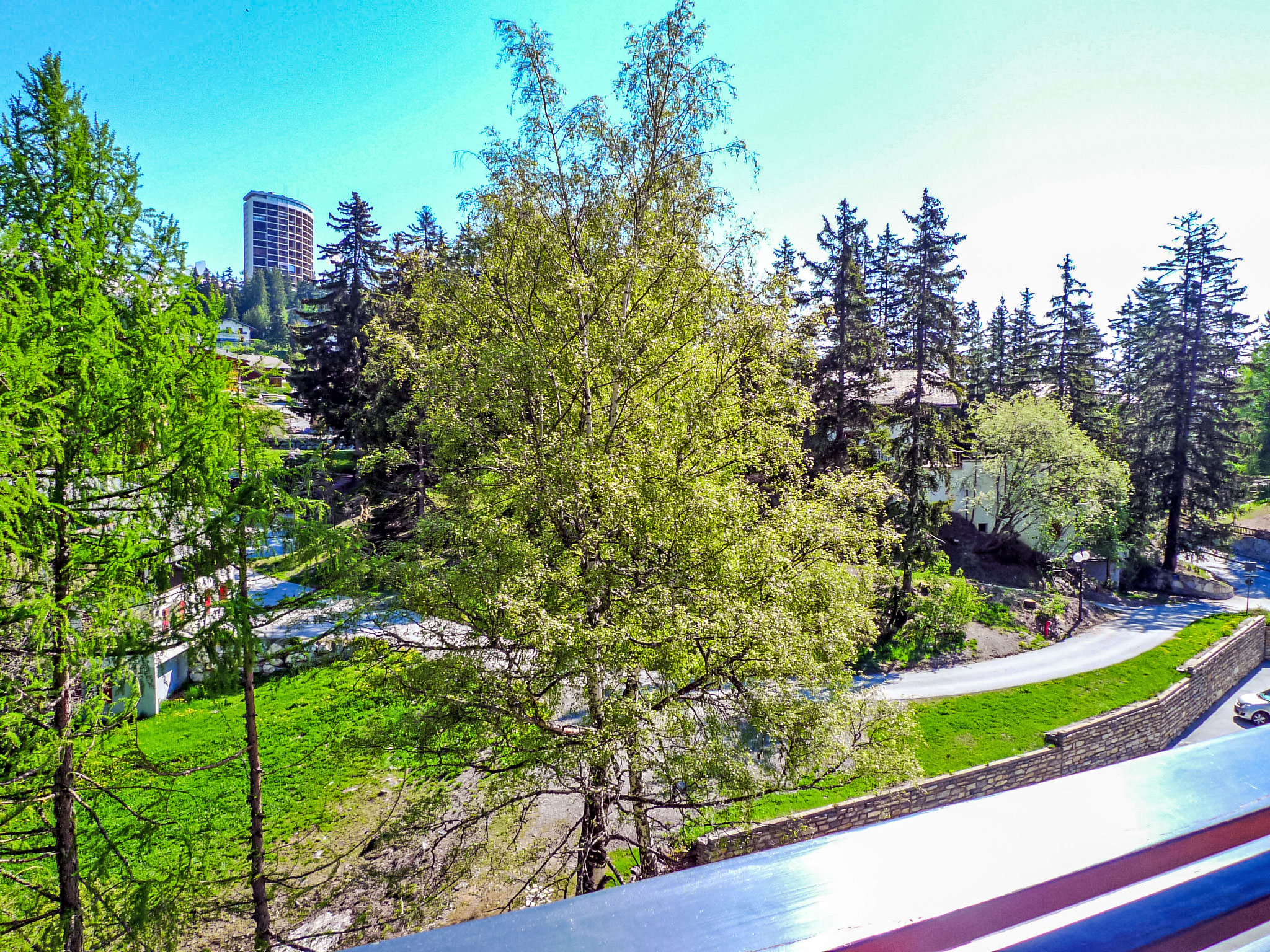 Photo of Cransalpin Apt. 11 / Secteur 1